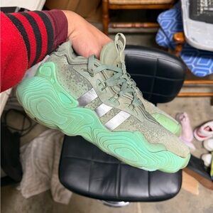 Adidas Trae Young 3 Jade Pulse Green Silver Metallic Basketball Men SZ 8.5 Used